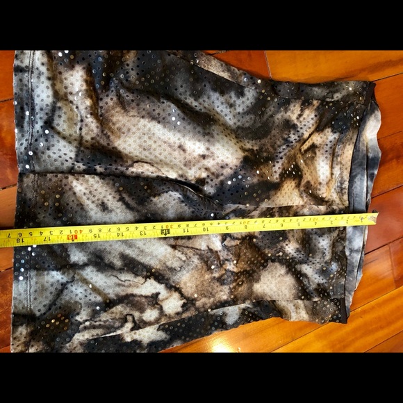 Women’s halter top - Picture 6 of 8